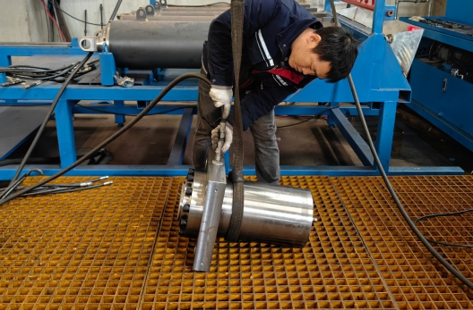 Pressure Holding