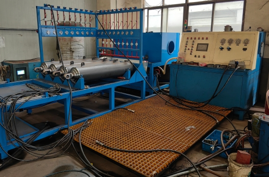 Holding Press